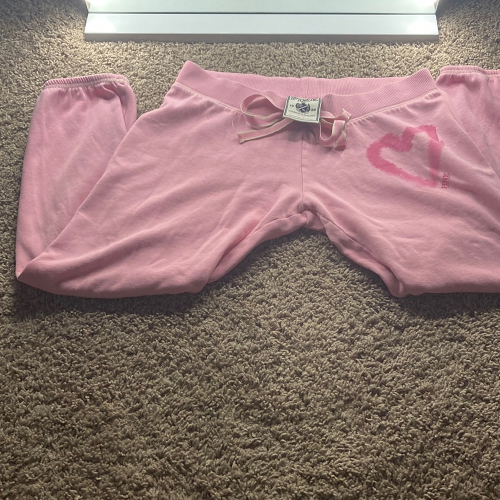 Victoria secret- PINK low rise sweatpants in size medium